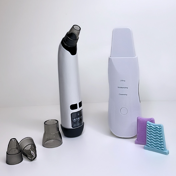 Lot (aspirateur à comédon + spatule ultra sons)