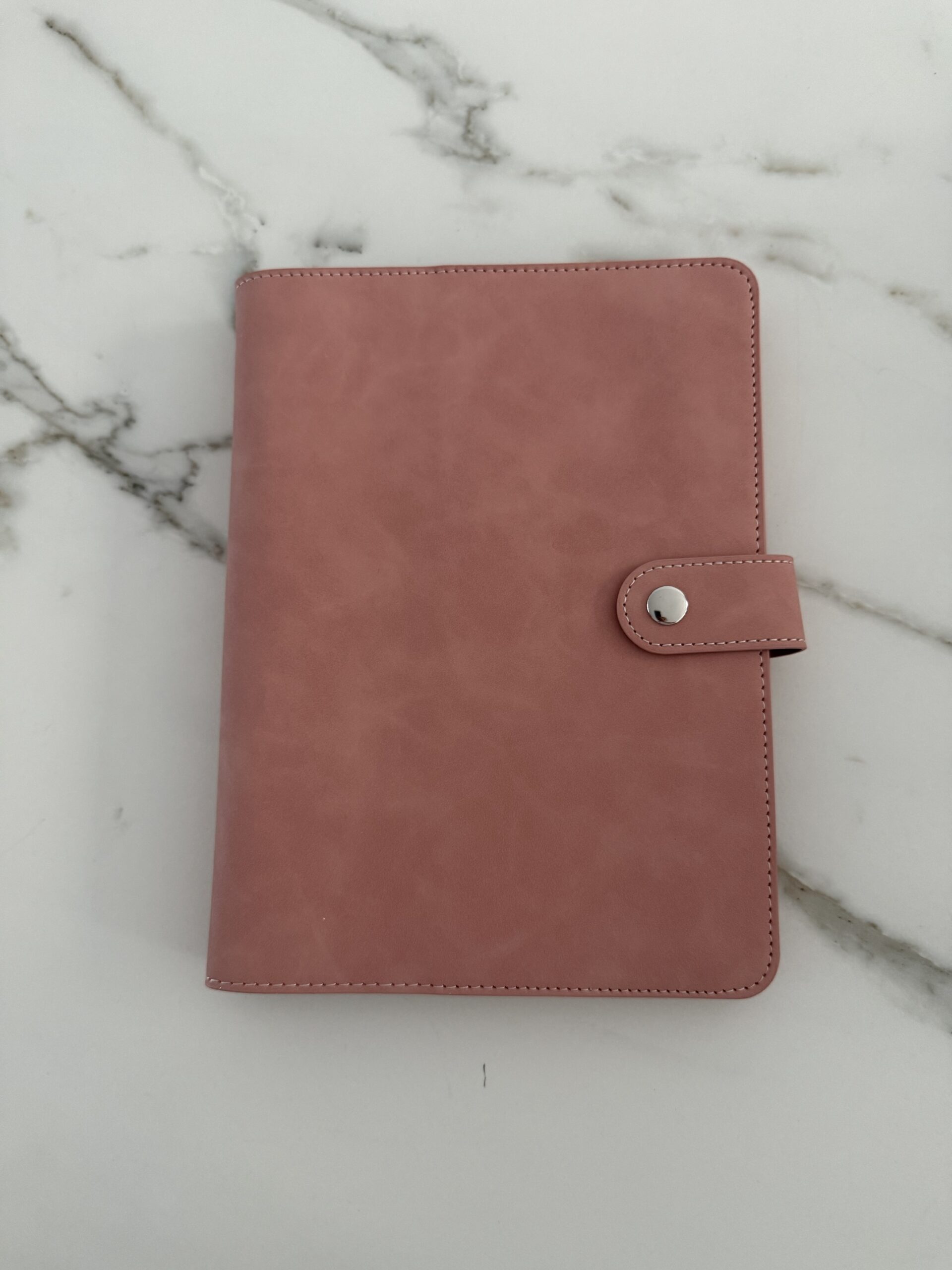 Carnet à anneau en similicuir rose