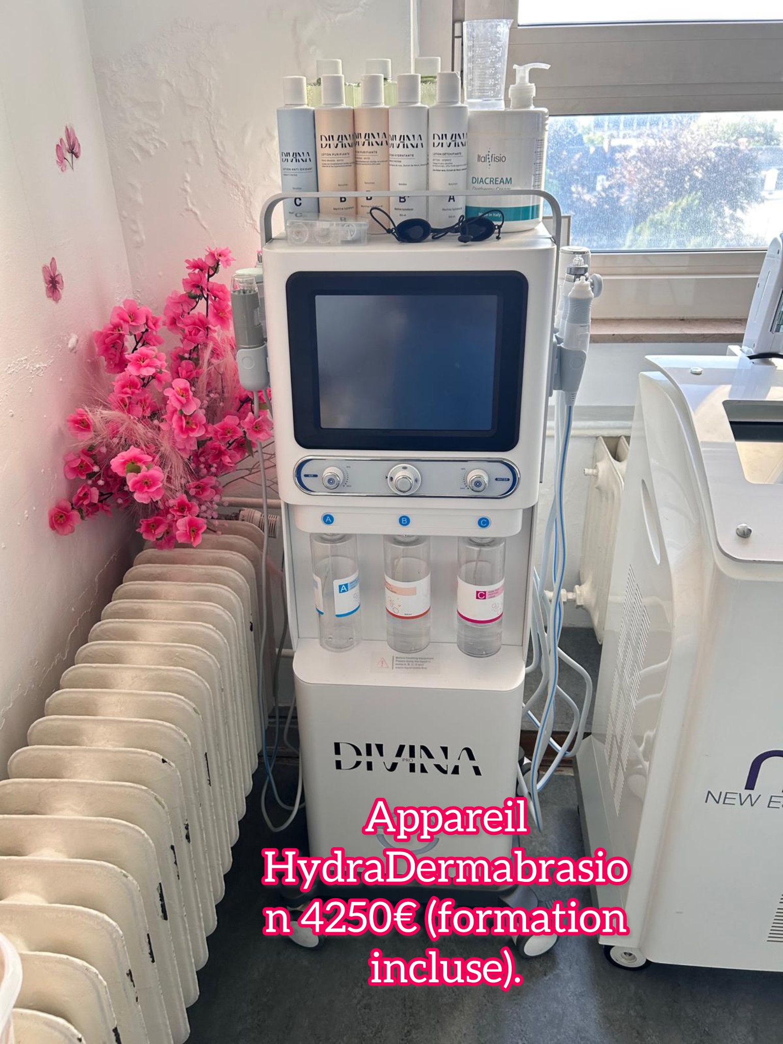 Machine hydradermabrasion